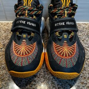 Men's Black Multicolor Athletic Sneakers with Yellow Accents
